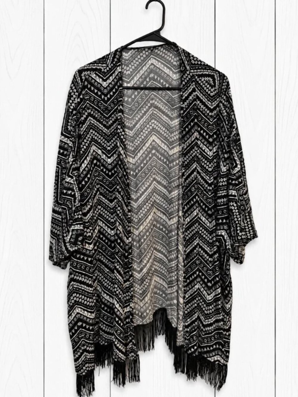Women’s Black & White Geometric Kimono Shawl/Wrap with Fringe Boho